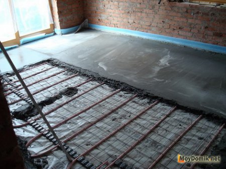 Бетонная стяжка для теплого пола водяного