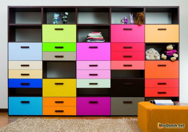 Молодежный интерьер - функциональная мебель