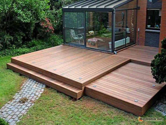 Низкое расположение террасы