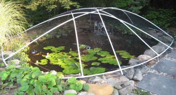 Защитная сетка для дачного пруда