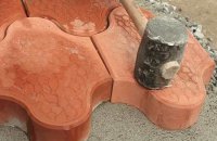 "Посадка" тротуарной плитки