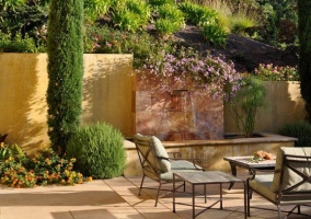 Ландшафтный дизайн дачного участка под горой