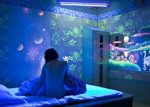 Флуоресцентные стеновые обои