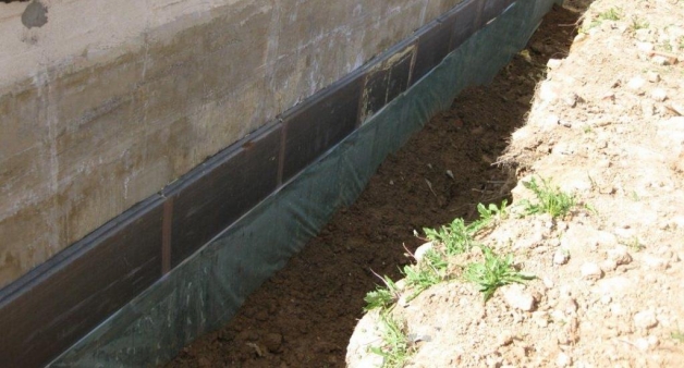 Как утеплить стены подвала снаружи