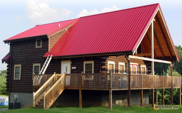 Кровельный профнастил для крыши деревянного дома