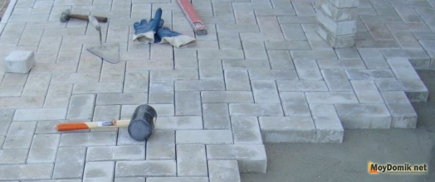 Укладка тротуарной плитки своими руками