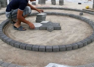 Установка плитки круговым способом