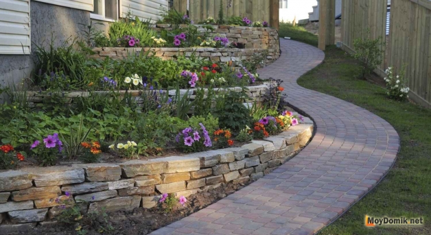Клумба из камней своими руками