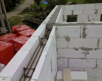 Армирование U-образных газобетонных блоков