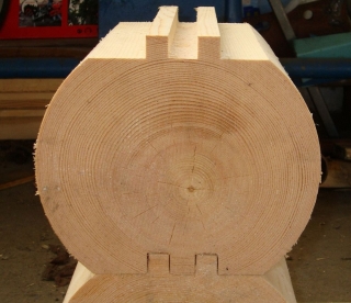 Профилированный брус круглой формы (О-образный)